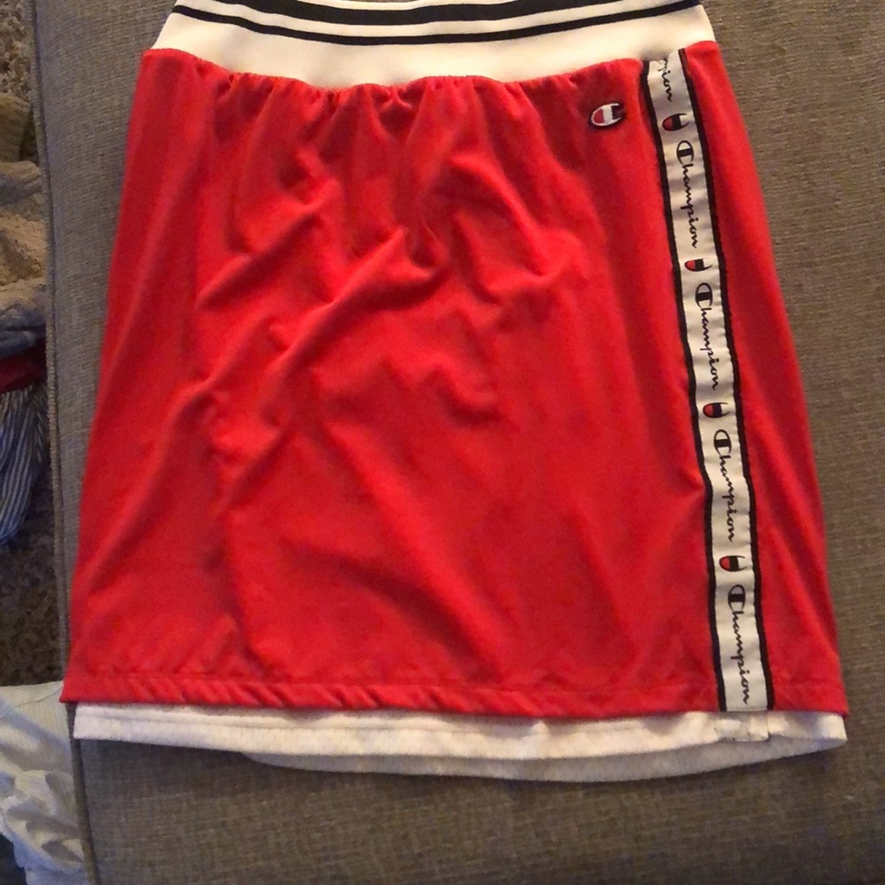 Champion reversible skirt. Size M.